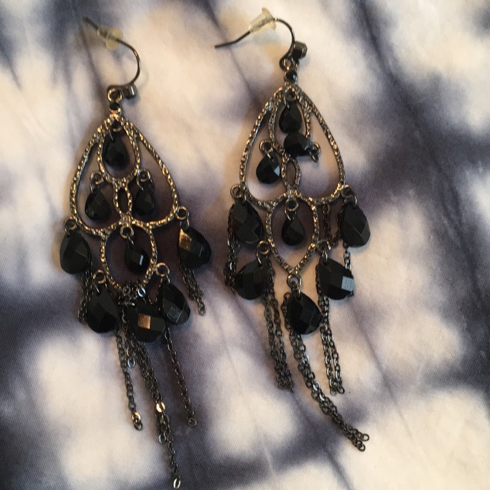 Dressy earrings 🌺
