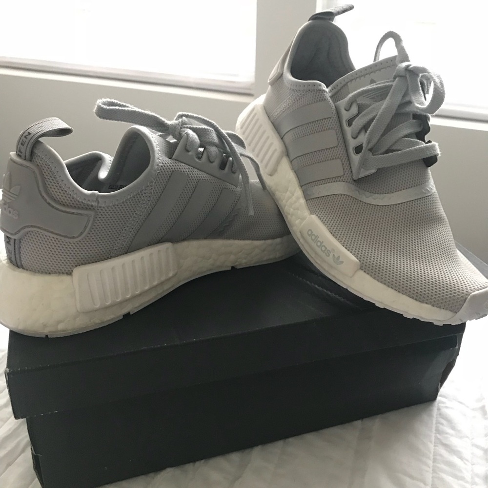 Adidas NMD_R1 Women’s Athletic Shoe - Size 6