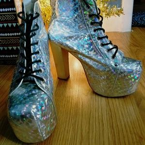 Platform psychedelic booties/funky style