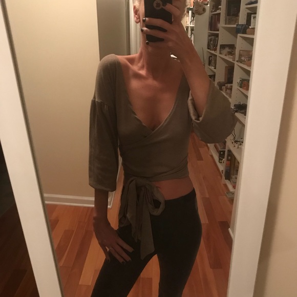 NWT sexy wrap blouse - Picture 3 of 3