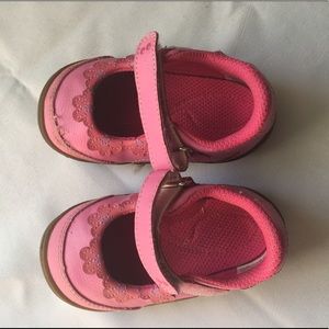 4 pairs of size 5 Baby/toddler shoes/sandals