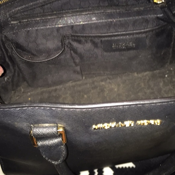 EUC-Authentic MICHAEL Kors Bag - Picture 4 of 8