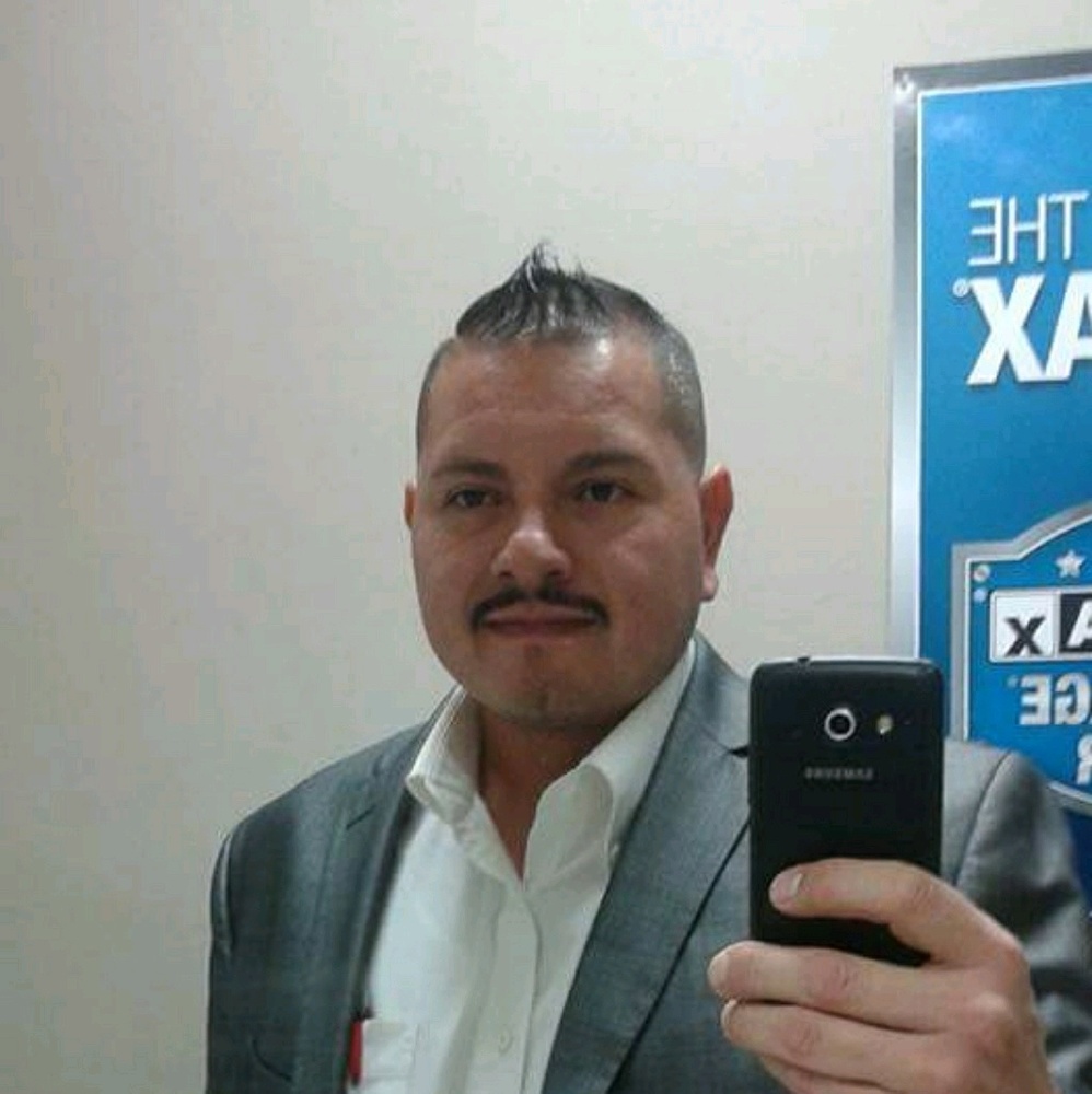 Meet your Posher, Erick