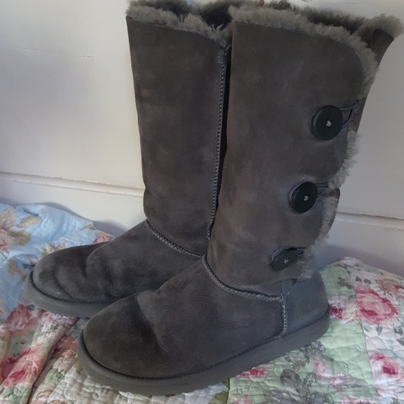 uggs Shoes - Ugg Australia Boots size 9