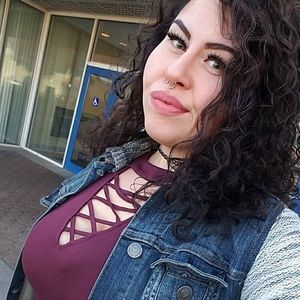 Meet your Posher, Cheri