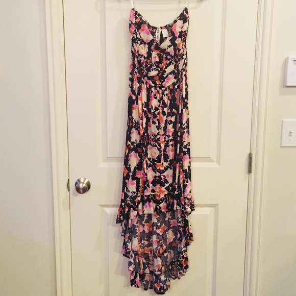 Mimi Chica Dresses & Skirts - Women’s strapless high low dress