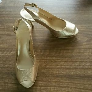 Alex Marie ankle strap heels sz9 02220P1