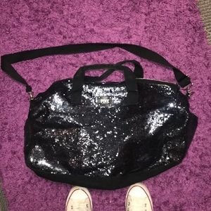 victoria secret duffle