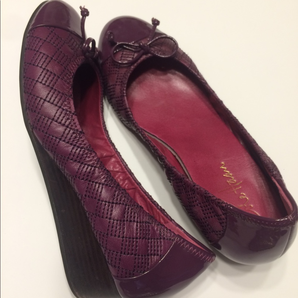 Cole Haan Tali Quilted Lace Wedge size 6 1/2 Nike