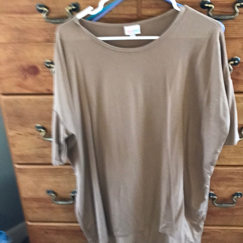Lularoe beige Irma