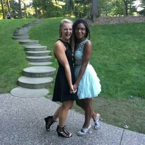 Meet your Posher, Daniela