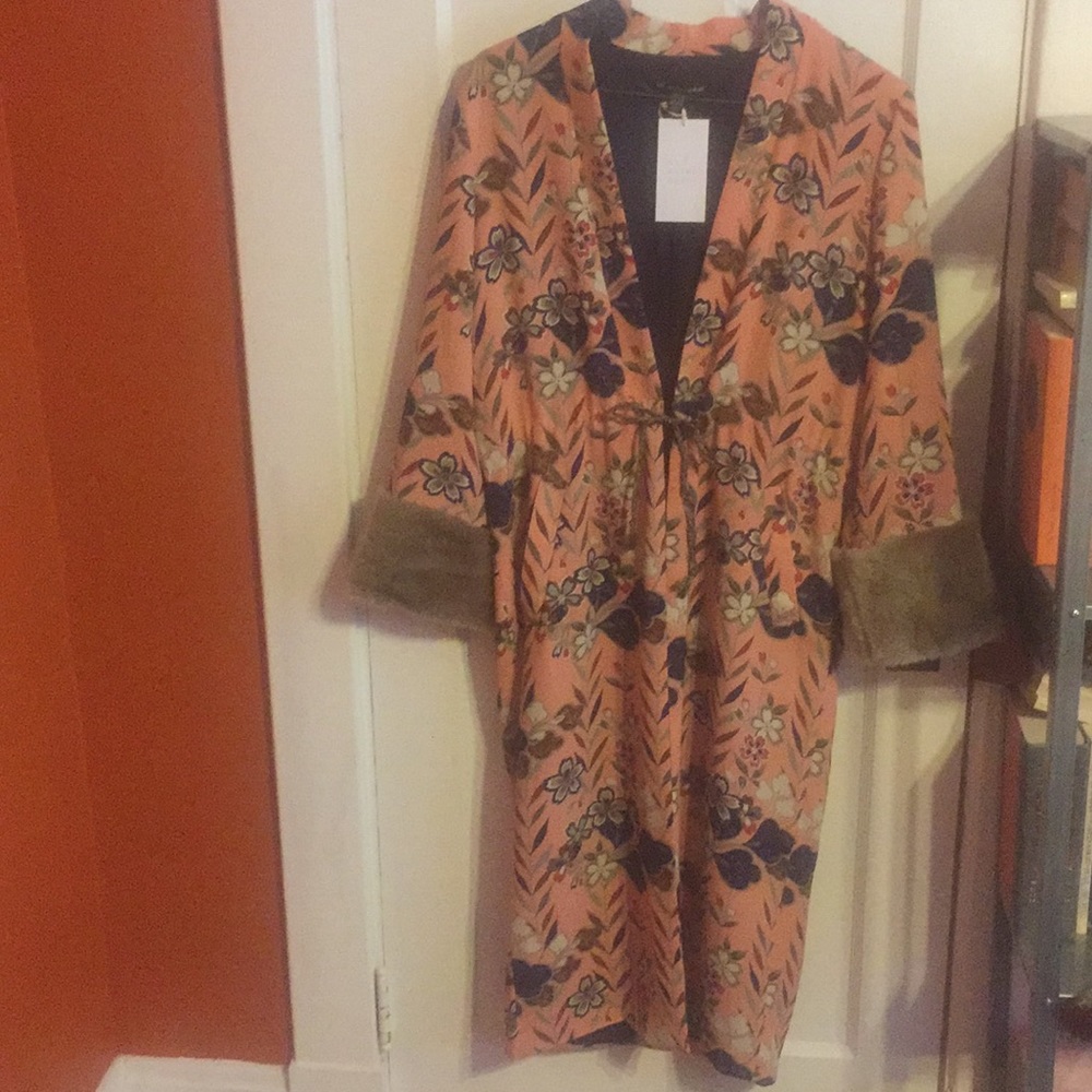 New! Never worn! Zara kimono!