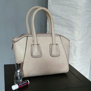 Off white leather purse - got in Mexico