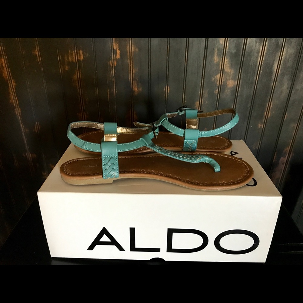 Sandals - Picture 4 of 5