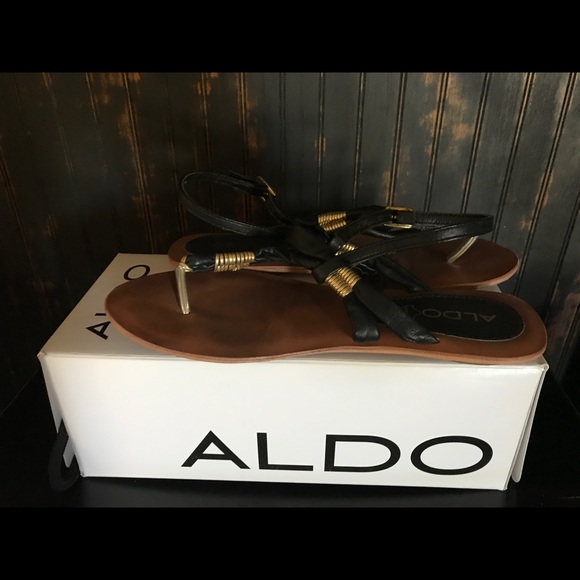 Sandals - Picture 2 of 5