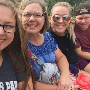 Meet your Posher, Paula