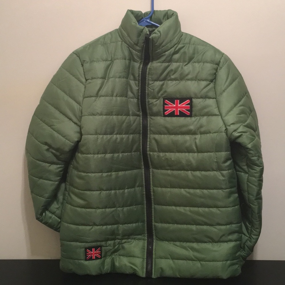 Trendy green bubble jacket