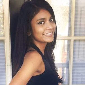 Meet your Posher, Dhara