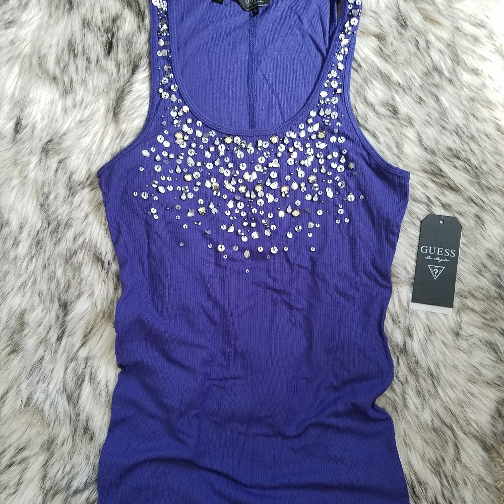 Guess top