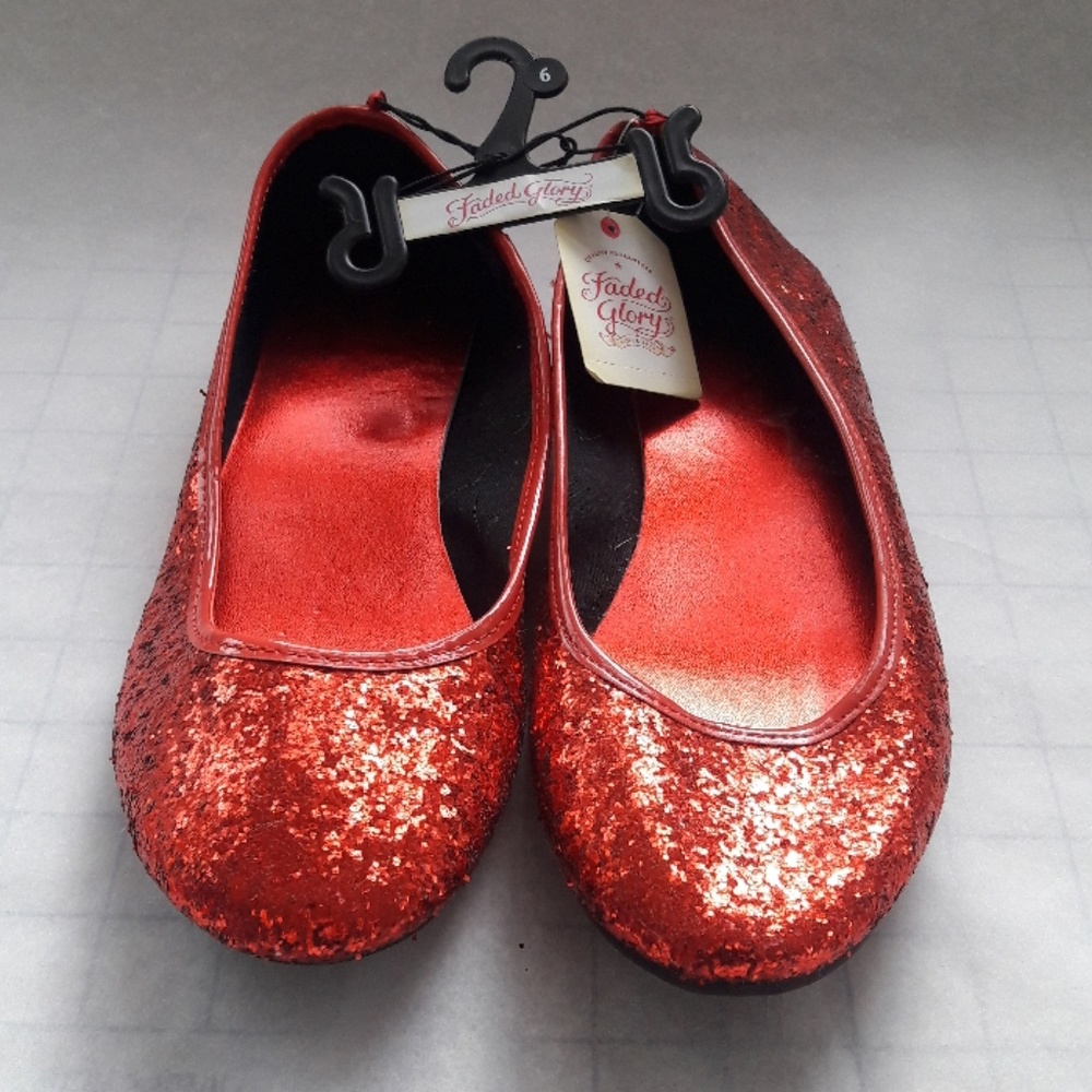 Dorothy Ruby Glitter Flats