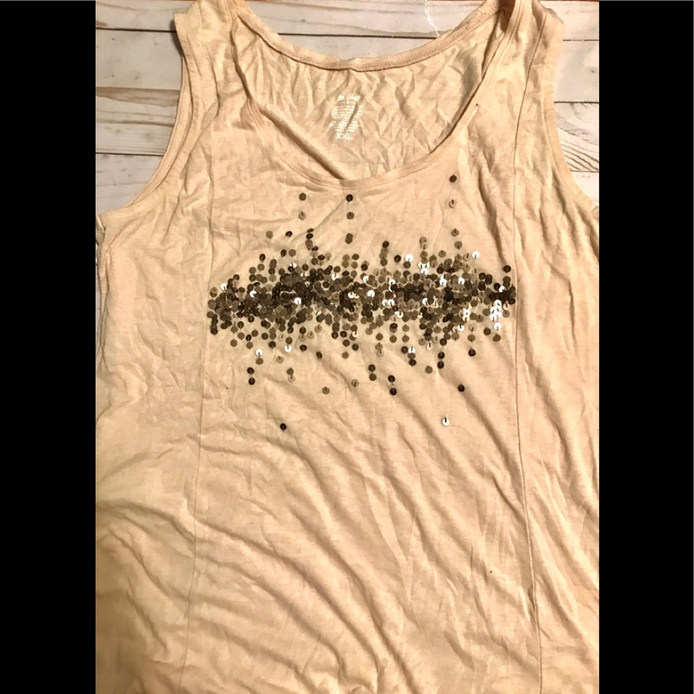 Mossimo peach sequin accented tank!