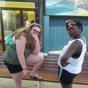 Meet your Posher, Olivia