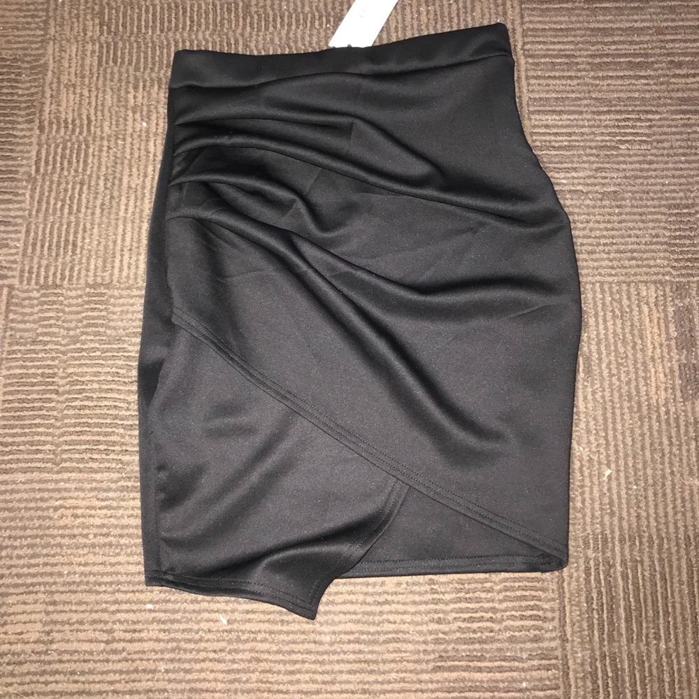 Black Pencil Skirt - Picture 1 of 2