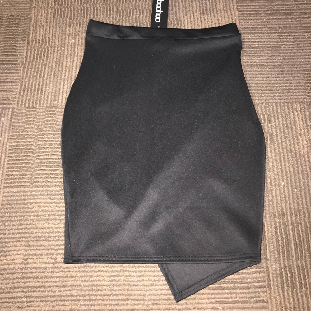 Black Pencil Skirt - Picture 2 of 2