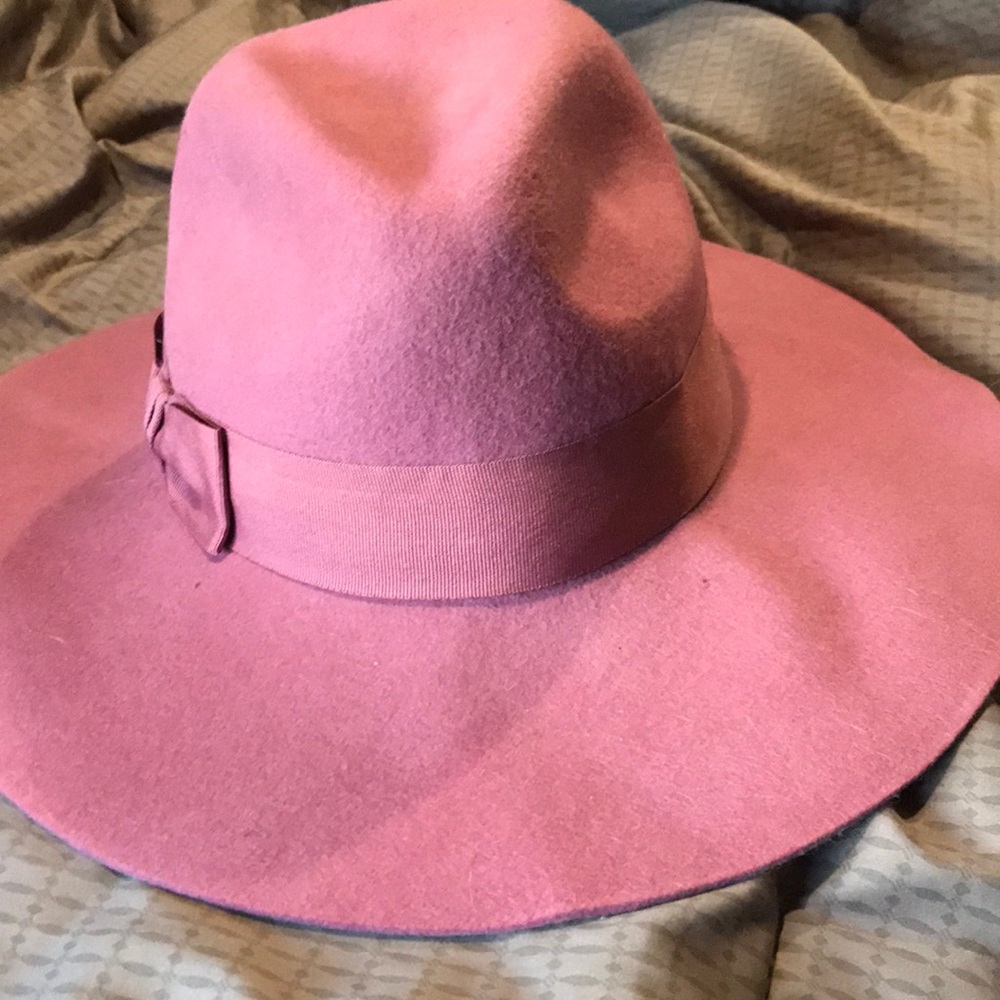 Brand new forever 21 hat