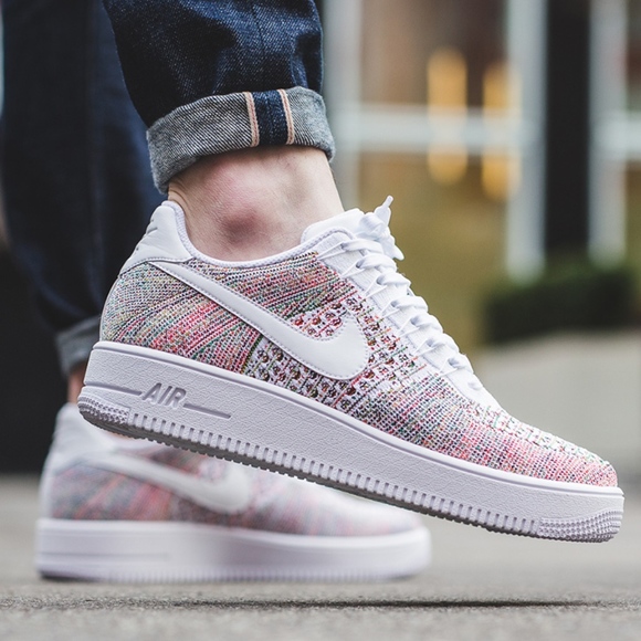 Men''s Nike Air Force 1 Flyknit (Size 9) - Picture 2 of 7