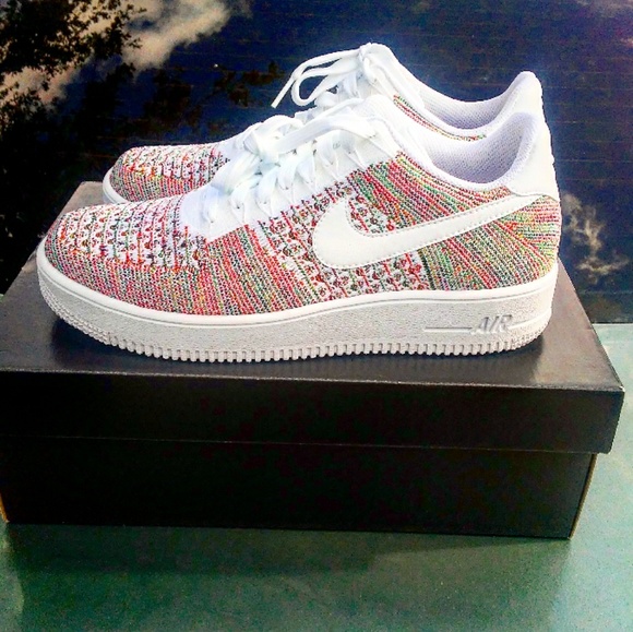 Men''s Nike Air Force 1 Flyknit (Size 9) - Picture 7 of 7