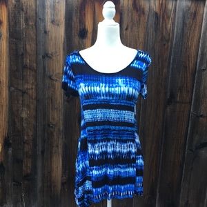 Beautiful Blue Patterned Top