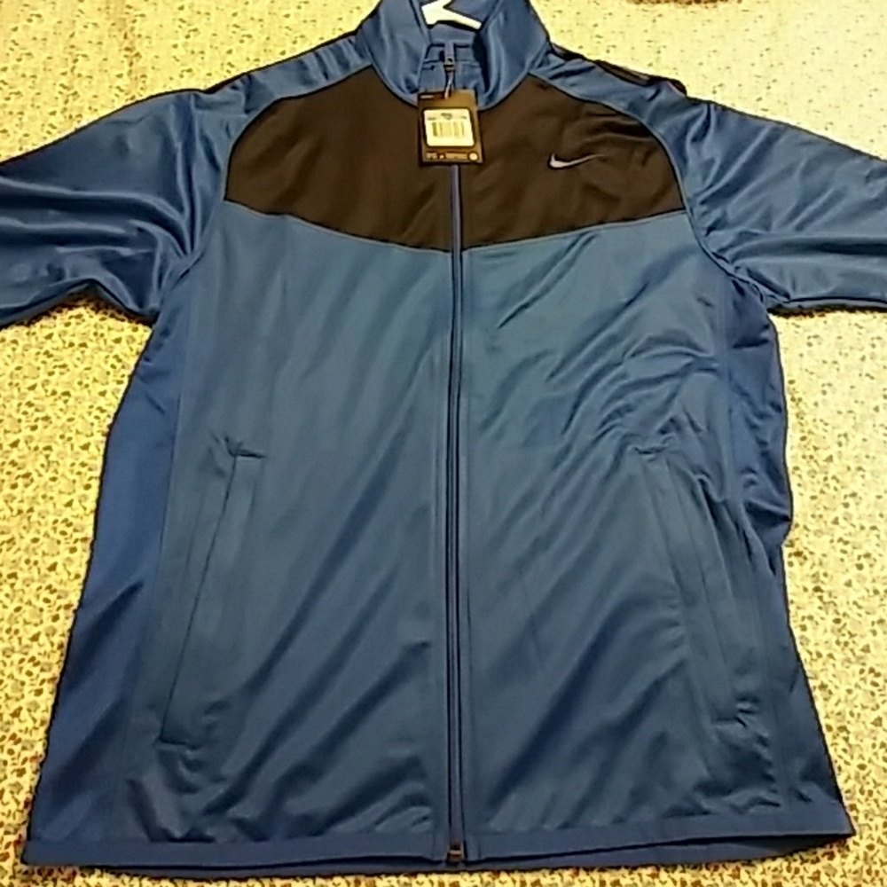 Nike fleece zip up jacket