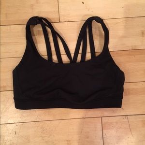 Lululemon bra size 4