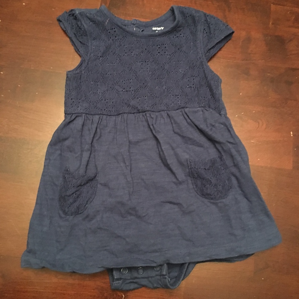 Carters adorable one piece outfit! Worn one time.