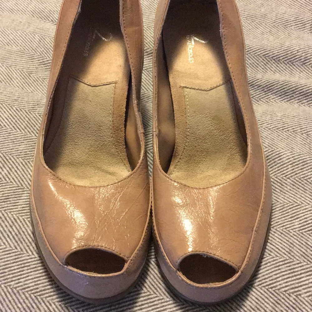 A2 by Aerosoles    Faux leather nude heels