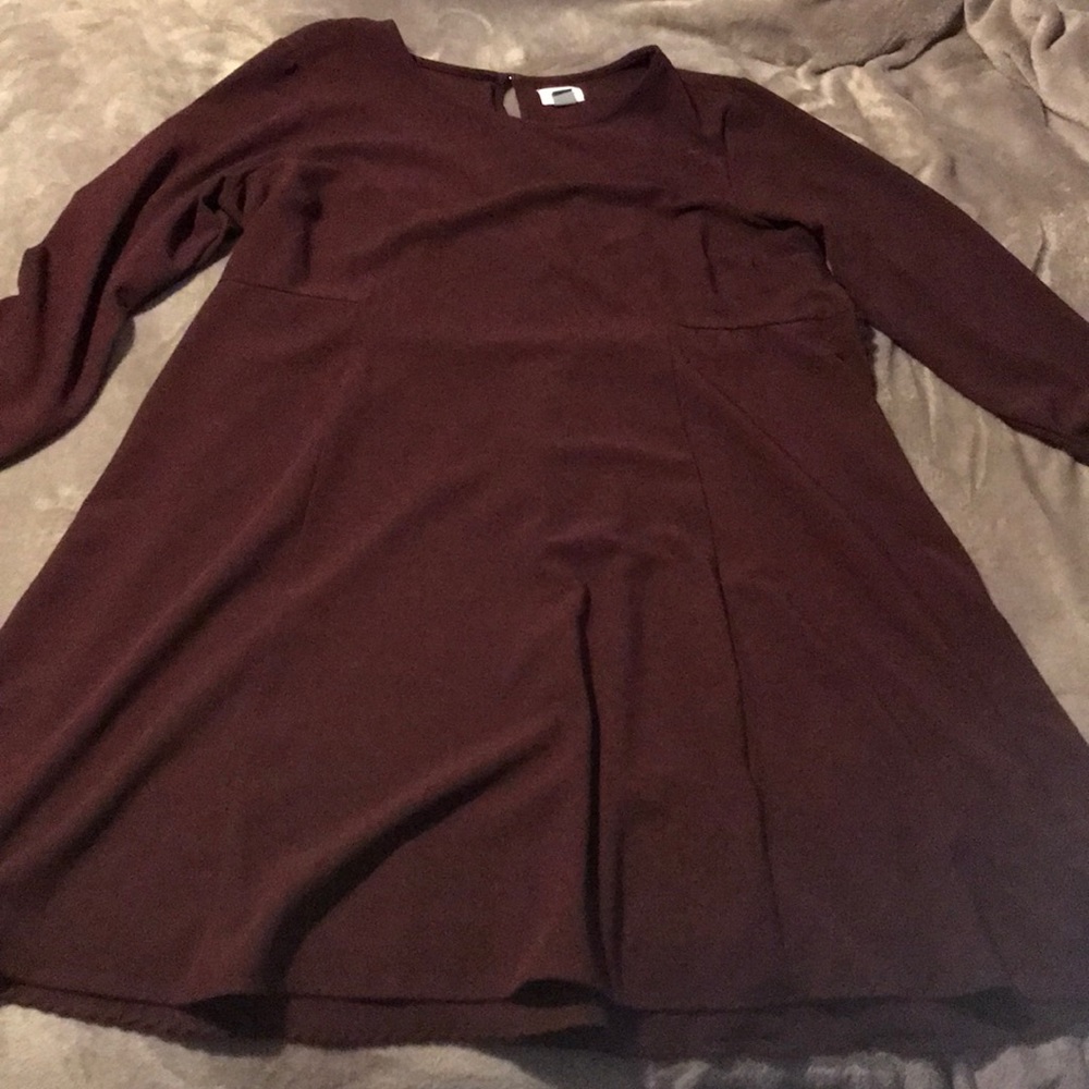 Holiday dress! (Maroon)