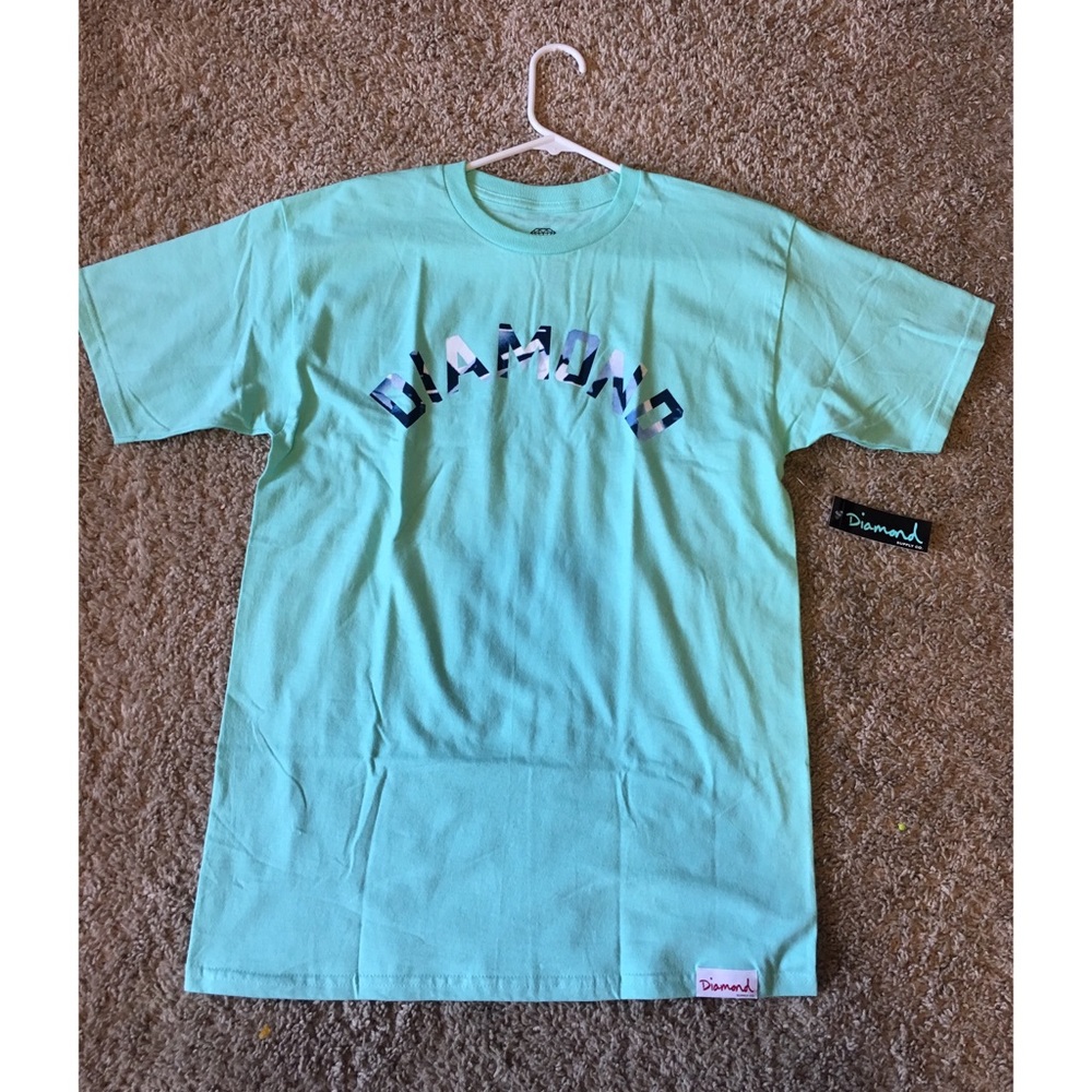 SOLD!!!!Diamond Supply Co