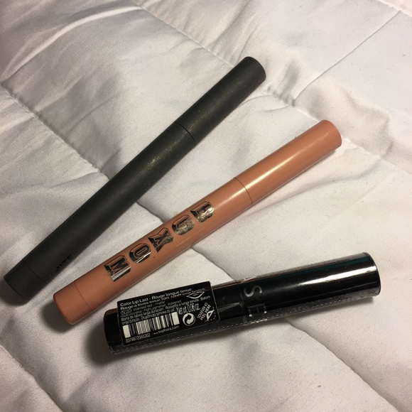 SOLD Lip Bundle - Picture 1 of 3
