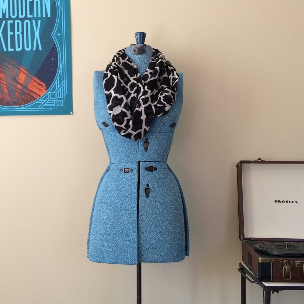 You’ve Gatsby Kidding Me Infinity Scarf