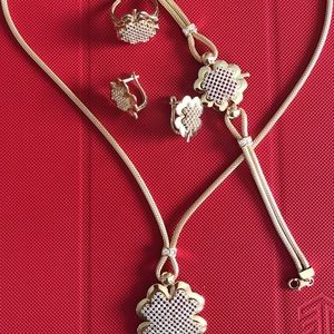 14kt 4 pieces yellow gold diamond set