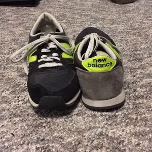 New Balance Tennis Shoes