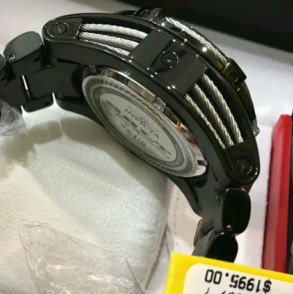 new!Invicta Zeus black swiss Chronograph Watch - Picture 2 of 6