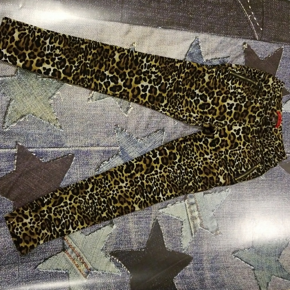 Leopard spandex pants, size small