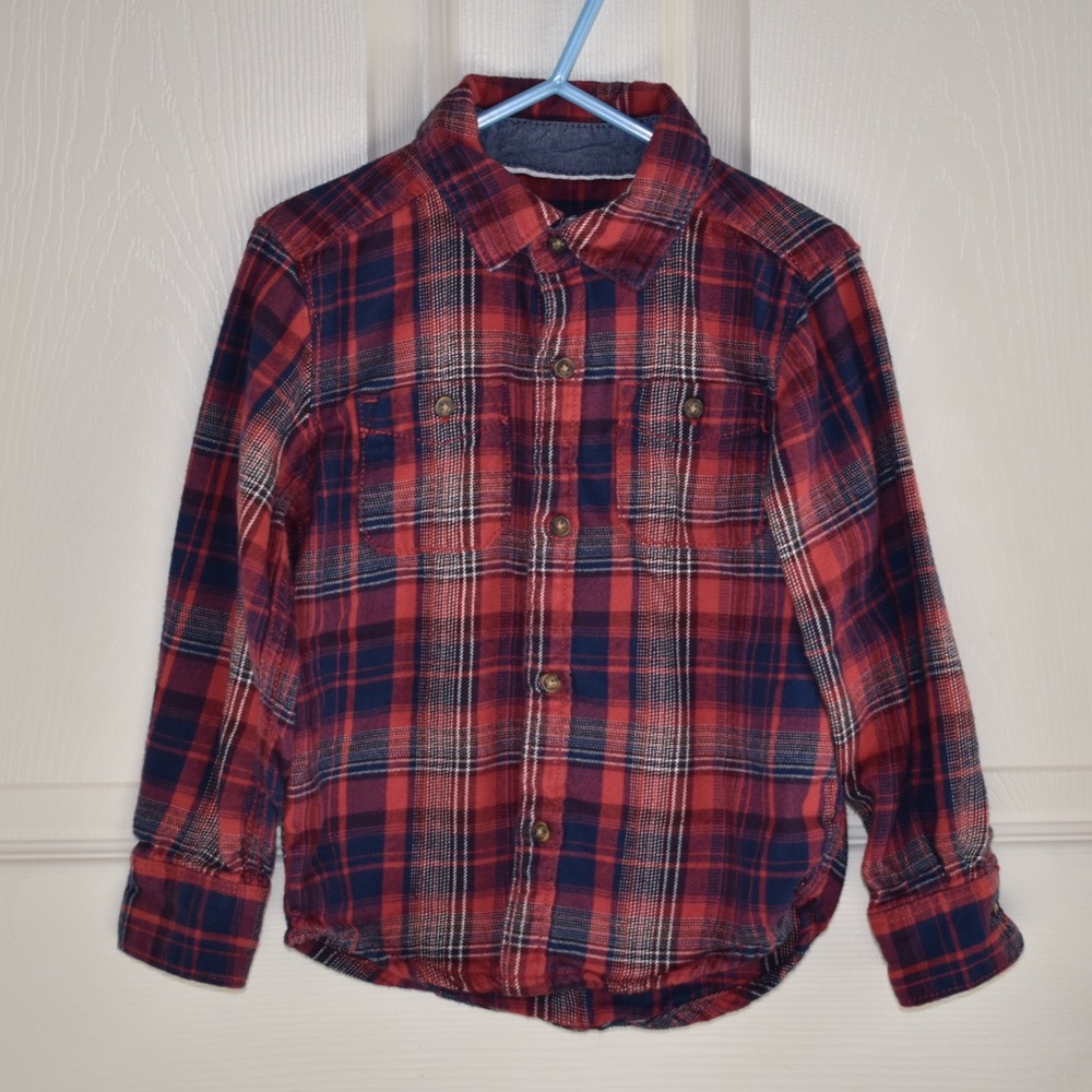 Red plaid top