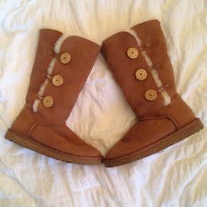 Ugg Chestnut Bailey Button Triplet Boots