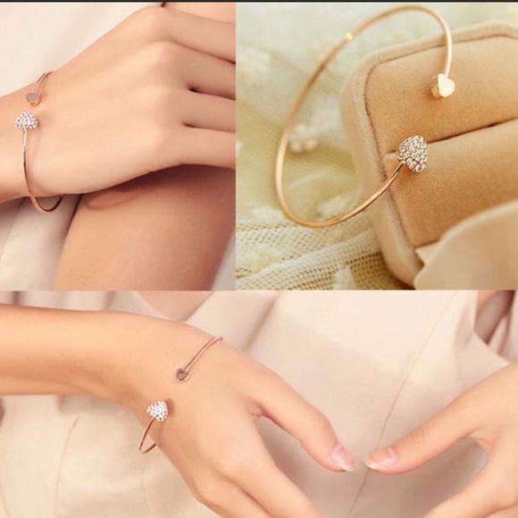 🆕 (P15) Two Heart Adjustable Bracelet - Picture 2 of 3