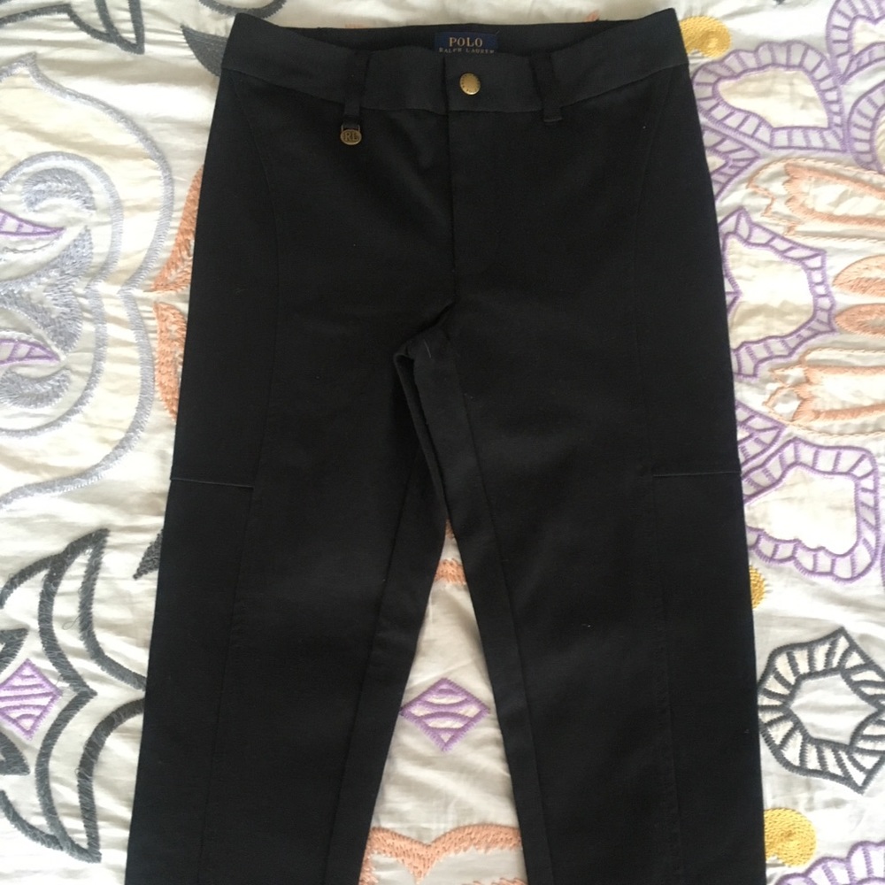 Black leggings