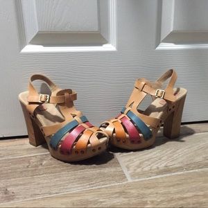 Korks block multicolored heel