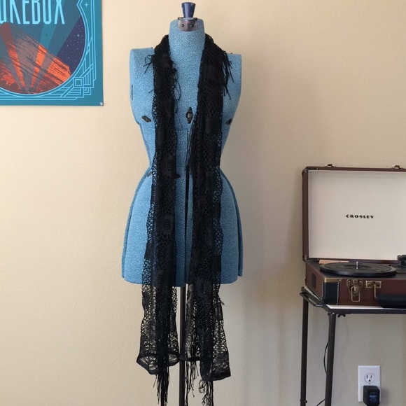 On the Fringes Scarf - Picture 2 of 3